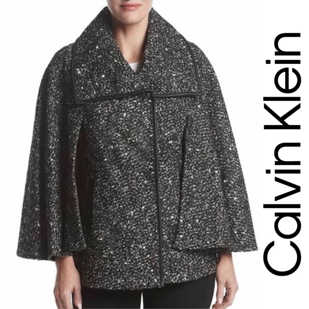 292 - Calvin Klein Black/White Jacket - Size S/M‎